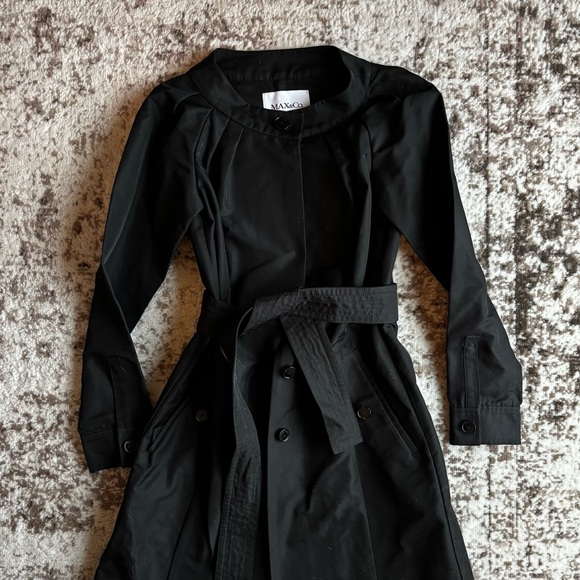 MAX & Co black trench coat - Picture 2 of 7